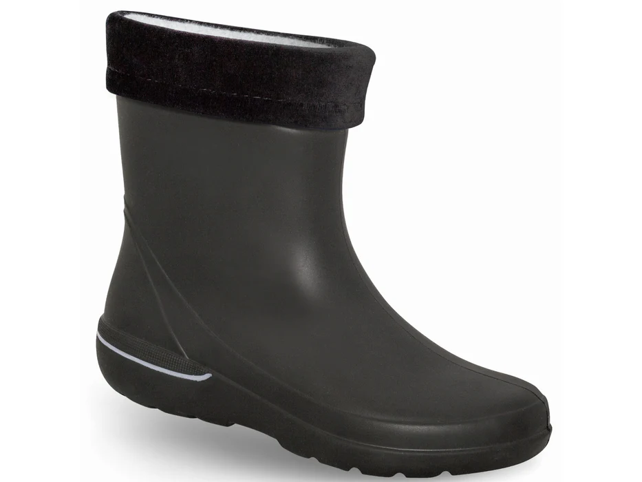 Jalatsid täiskasvanutele